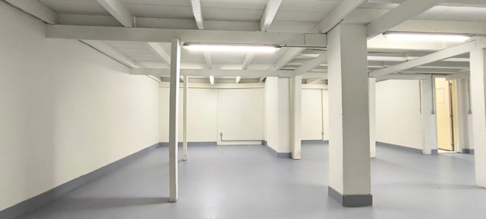 Loja para Arrendamento em Odivelas Foto 19