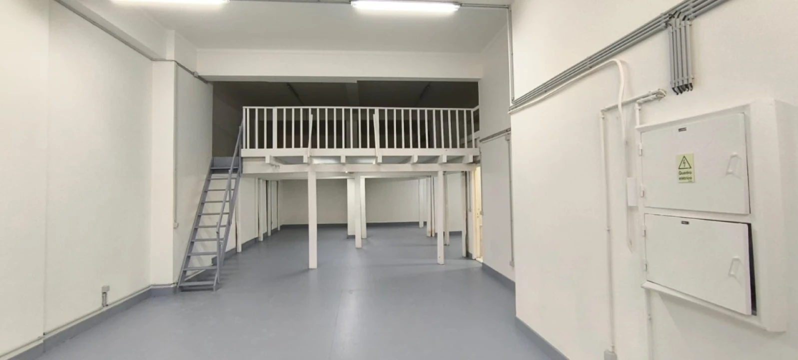 Loja para Arrendamento em Odivelas Foto 20