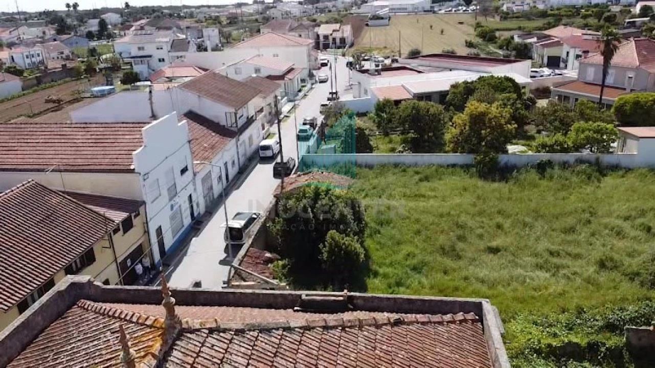 Prédio para Venda em Paião Foto 7