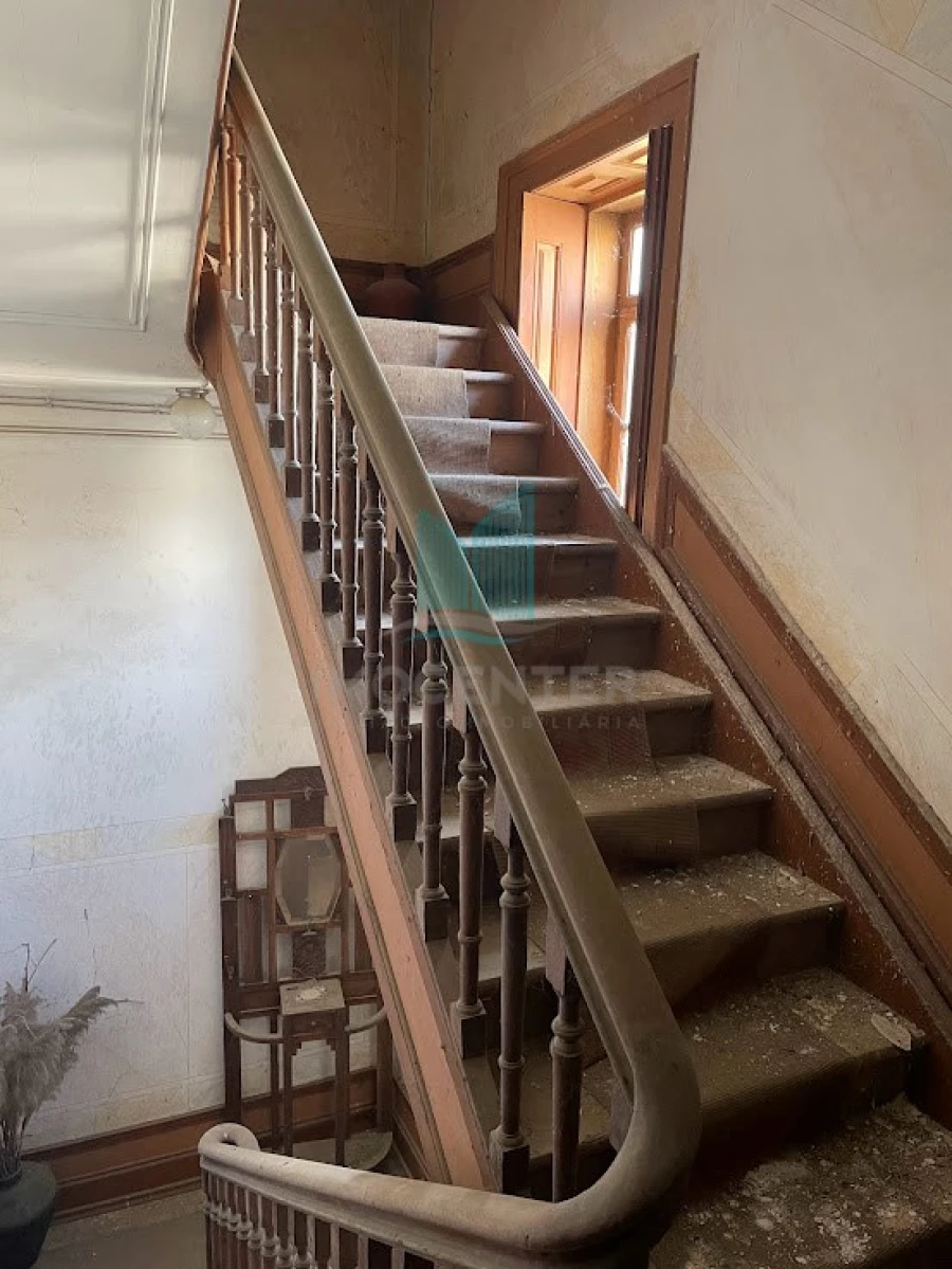 Prédio para Venda em Paião Foto 15