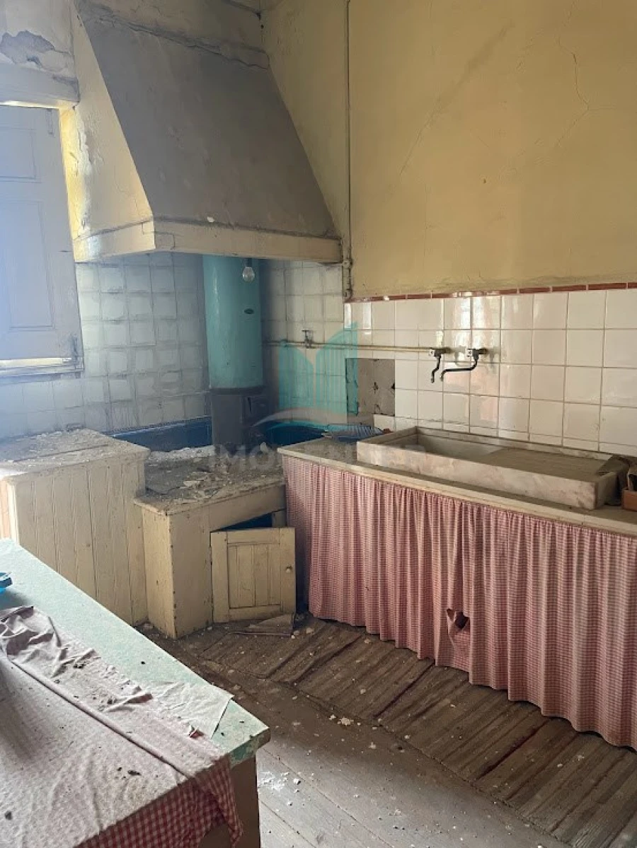 Prédio para Venda em Paião Foto 21