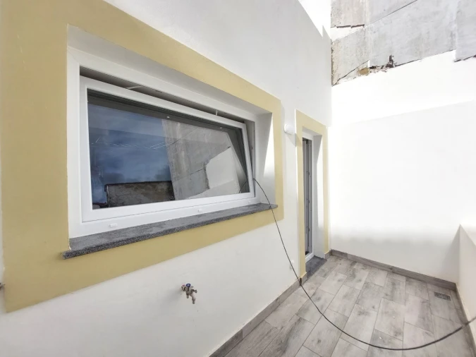 Apartamento T4 para Venda em Sé e São Lourenço Foto 13