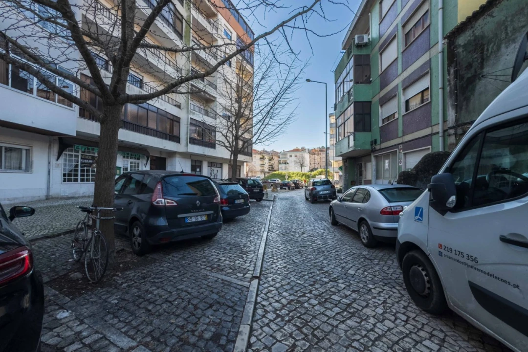 Moradia T1 para Venda em Cacém e São Marcos Foto 2