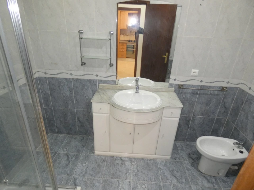 Moradia T1 para Venda em Cacém e São Marcos Foto 12