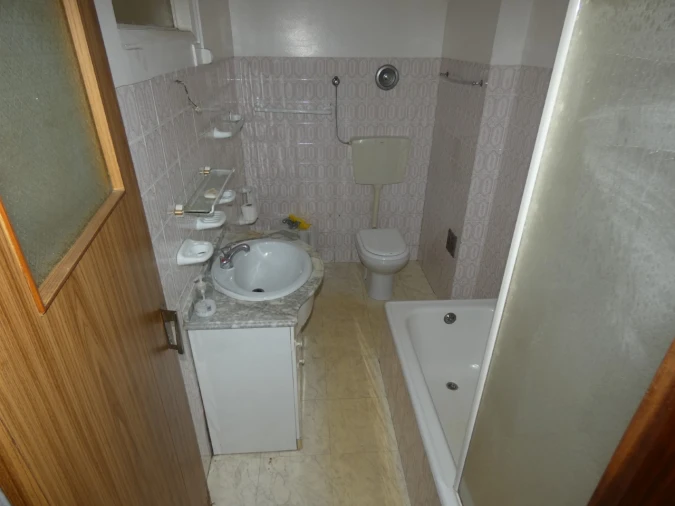 Apartamento T3 para Venda em Agualva e Mira-Sintra Foto 9
