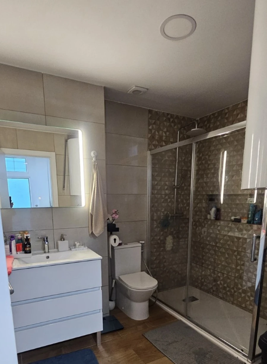 Moradia T4 para Venda em Cacém e São Marcos Foto 13