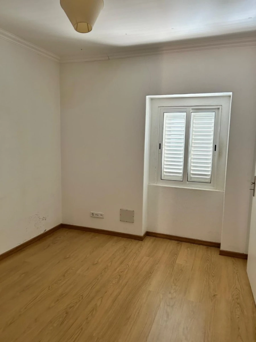 Moradia T4 para Venda em Cacém e São Marcos Foto 28