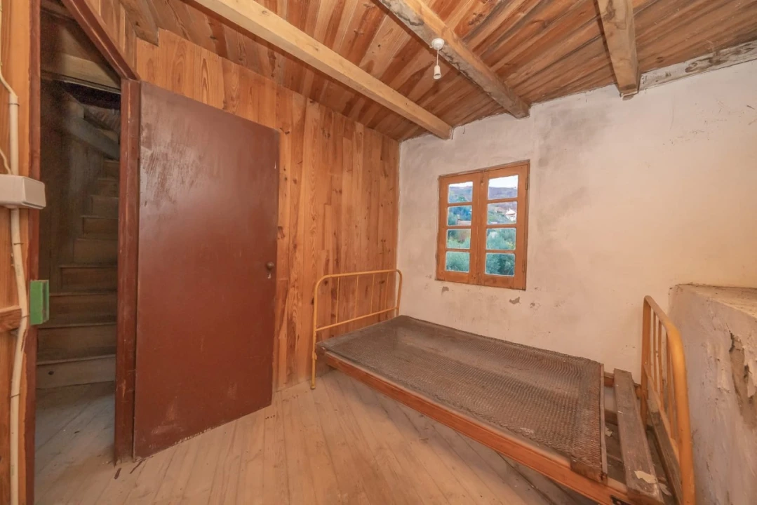 Moradia T3 para Venda em São Vicente da Beira Foto 7