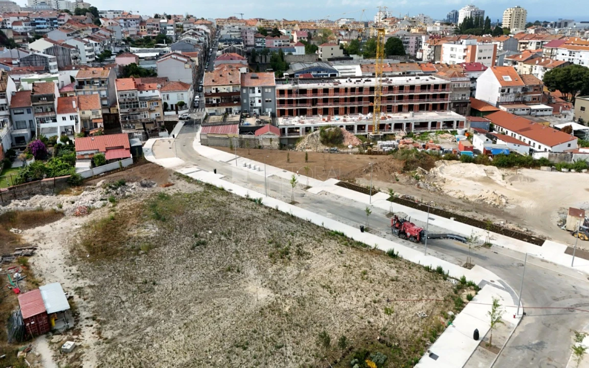 Apartamento T1 para Venda em Paranhos Foto 12
