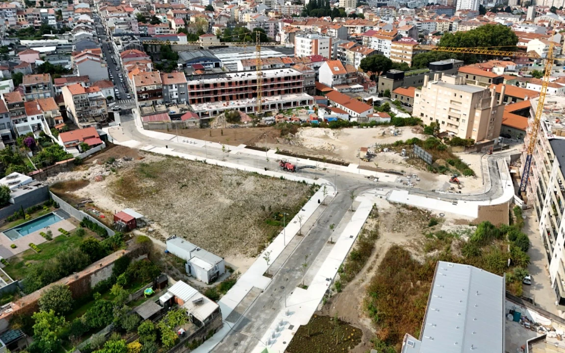 Apartamento T1 para Venda em Paranhos Foto 13