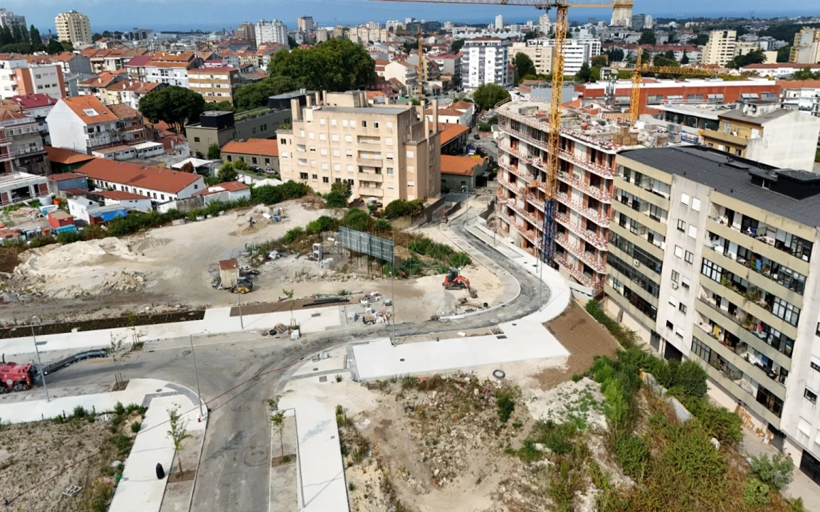 Apartamento T1 para Venda em Paranhos Foto 15