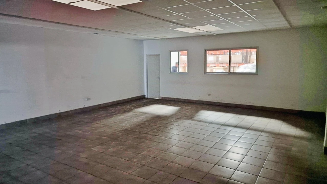 Armazém para Arrendamento em Vila Nova da Telha Foto 4