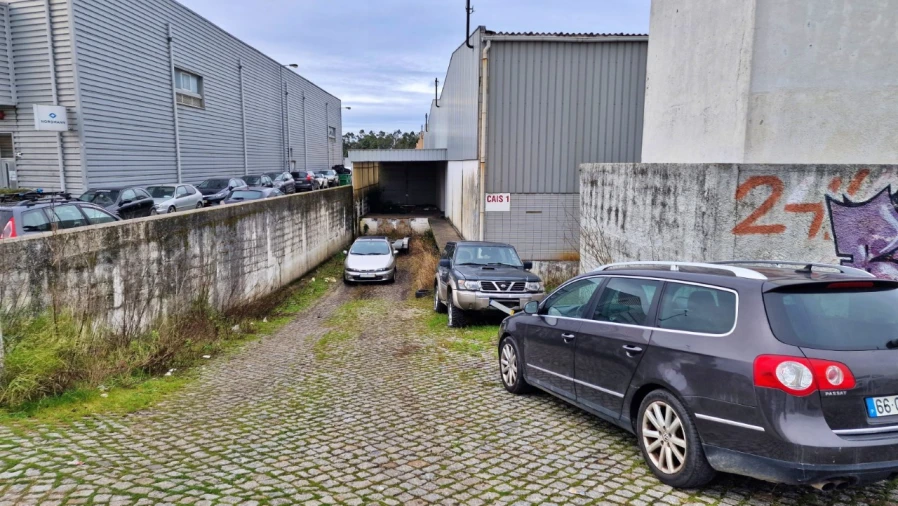 Armazém para Arrendamento em Vila Nova da Telha Foto 5