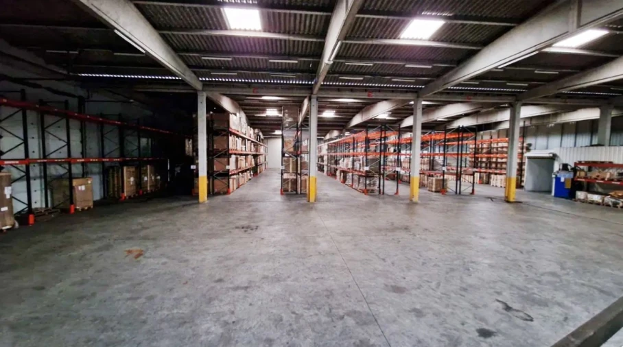 Armazém para Arrendamento em Vila Nova da Telha Foto 2