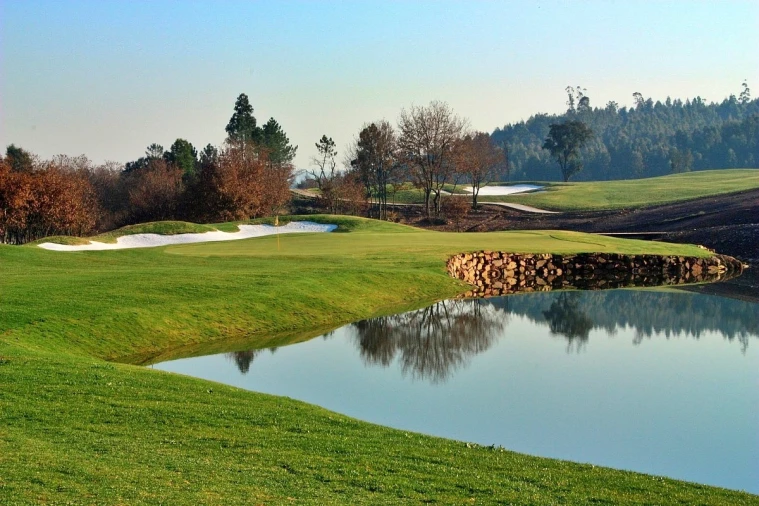 Moradia T3 para Venda em Água Longa Foto 4