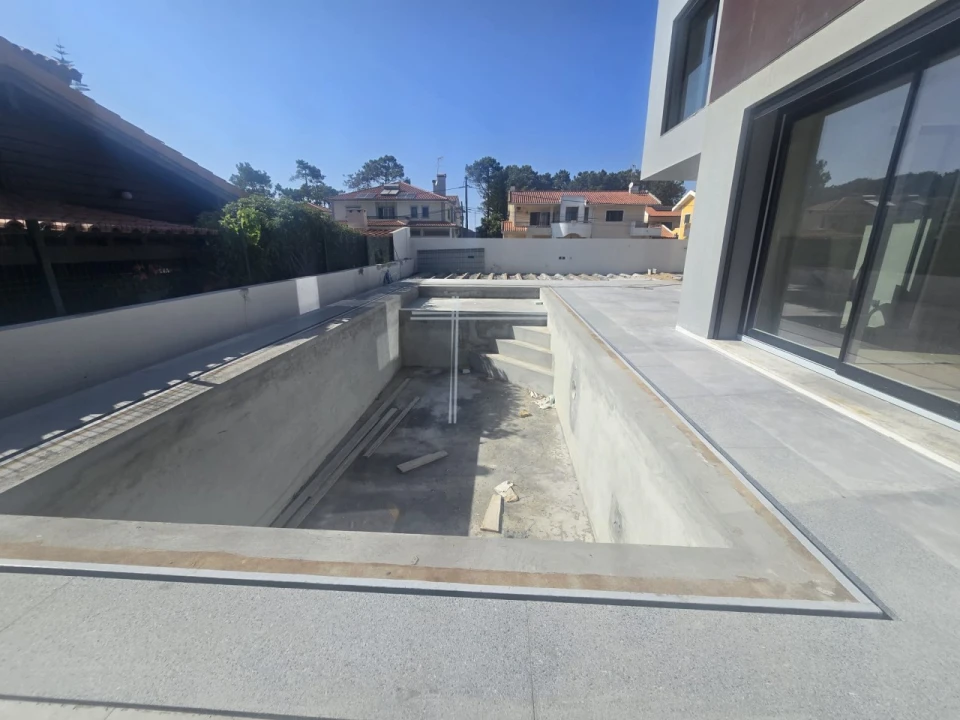 Moradia T4 para Venda em Charneca de Caparica e Sobreda Foto 2