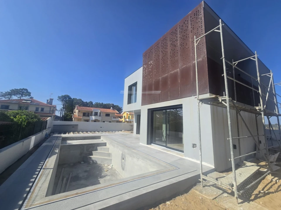 Moradia T4 para Venda em Charneca de Caparica e Sobreda Foto 25