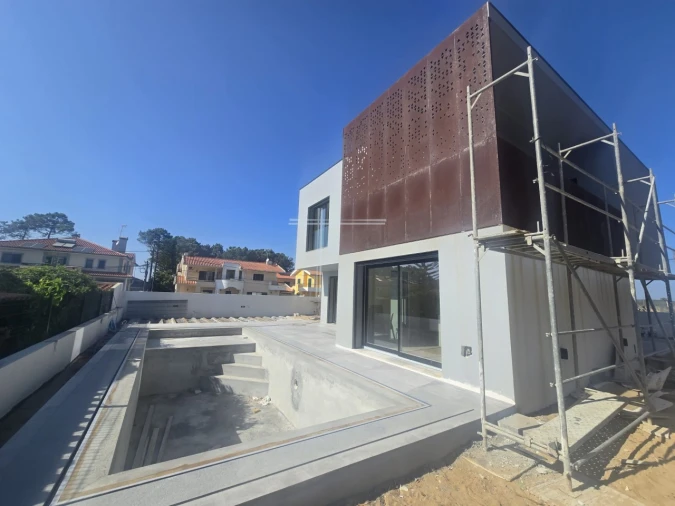 Moradia T4 para Venda em Charneca de Caparica e Sobreda Foto 25