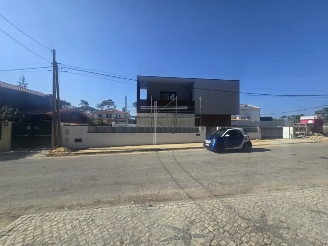 Moradia T4 para Venda em Charneca de Caparica e Sobreda Foto 27