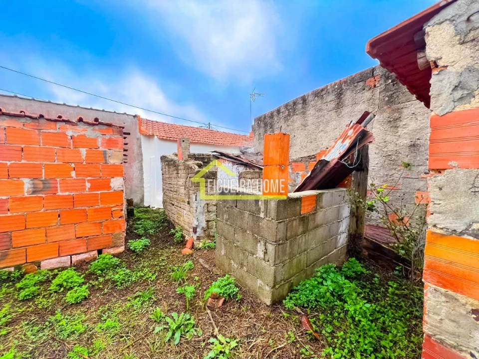 Moradia T2 para Venda em Alhadas Foto 7