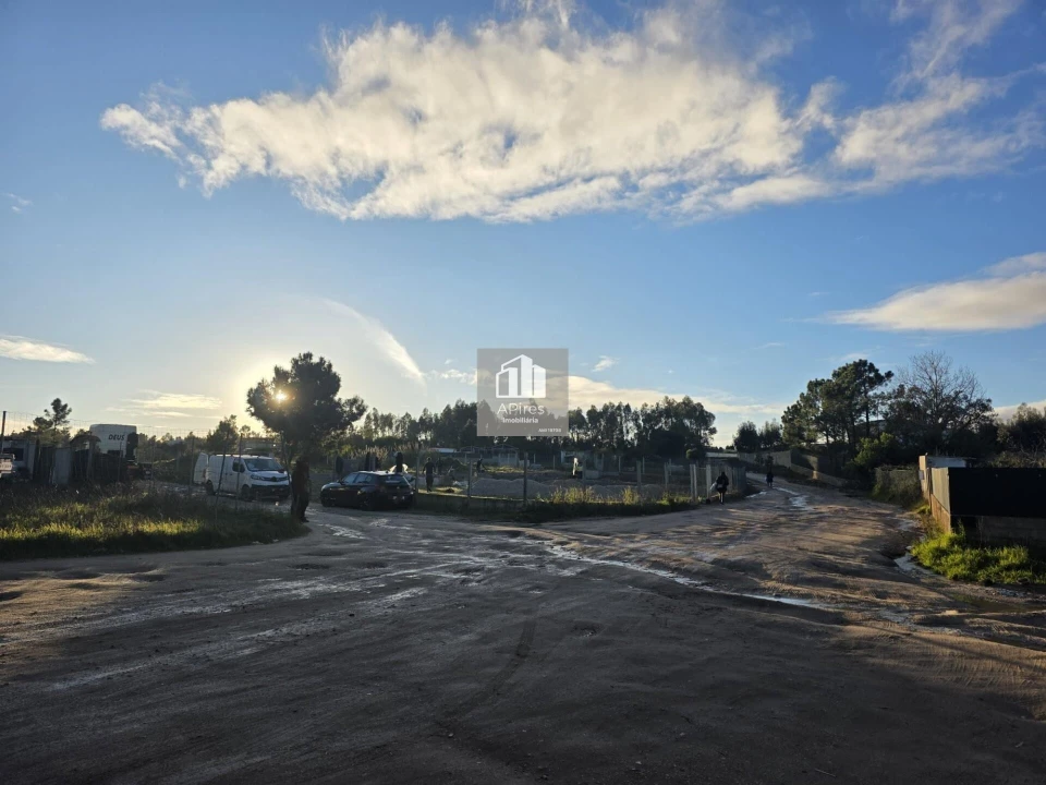 Terreno para Venda em Fernao Ferro Foto 2