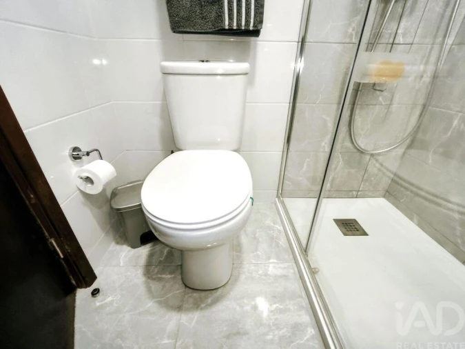 Moradia T3 para Venda em Areosa Foto 9