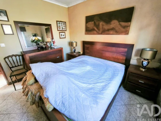 Moradia T3 para Venda em Areosa Foto 11