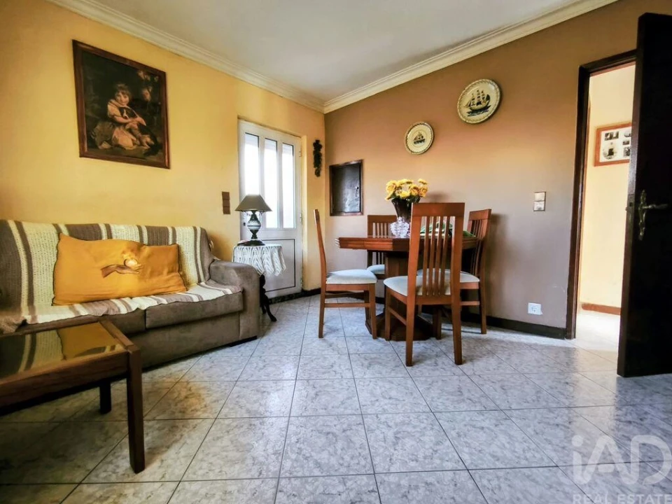 Moradia T3 para Venda em Areosa Foto 3