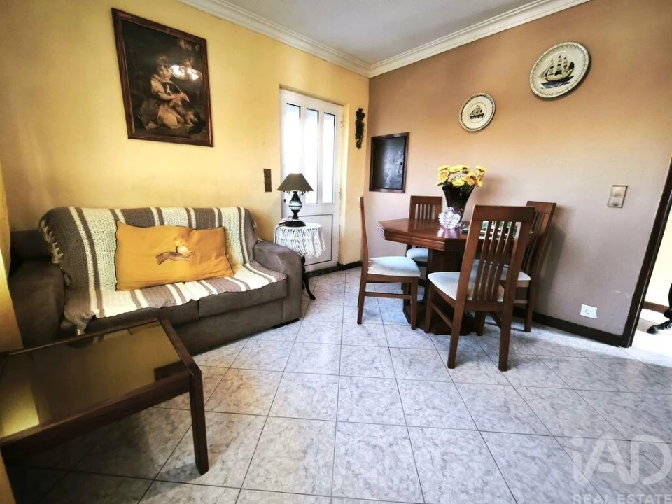 Moradia T3 para Venda em Areosa Foto 6