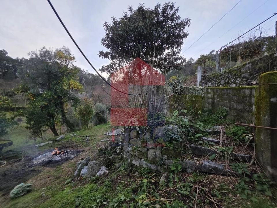 Moradia T2 para Venda em Vila Verde e Barbudo Foto 21