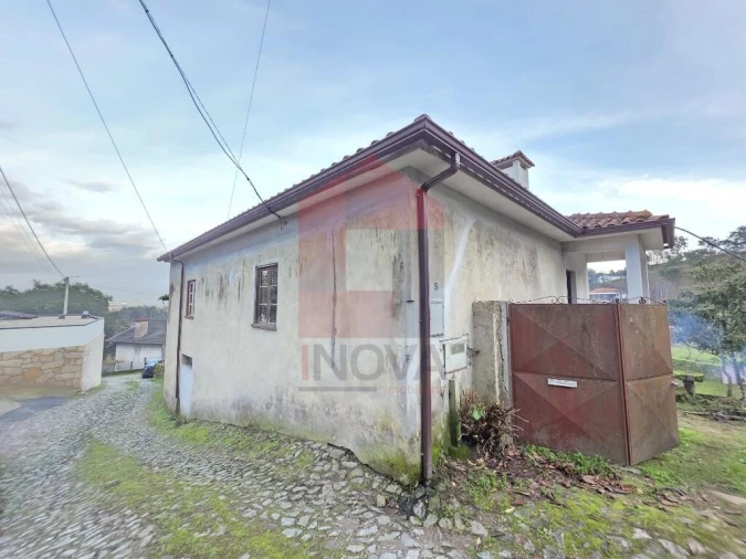 Moradia T2 para Venda em Vila Verde e Barbudo Foto 24