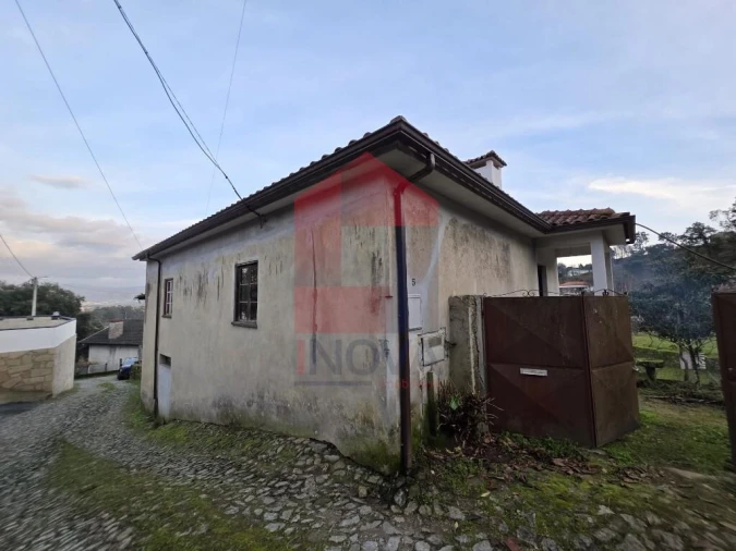 Moradia T2 para Venda em Vila Verde e Barbudo Foto 26