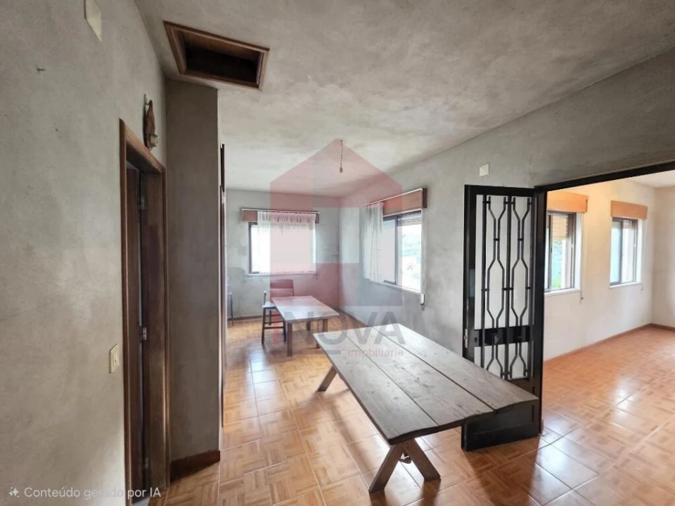 Moradia T2 para Venda em Vila Verde e Barbudo Foto 5