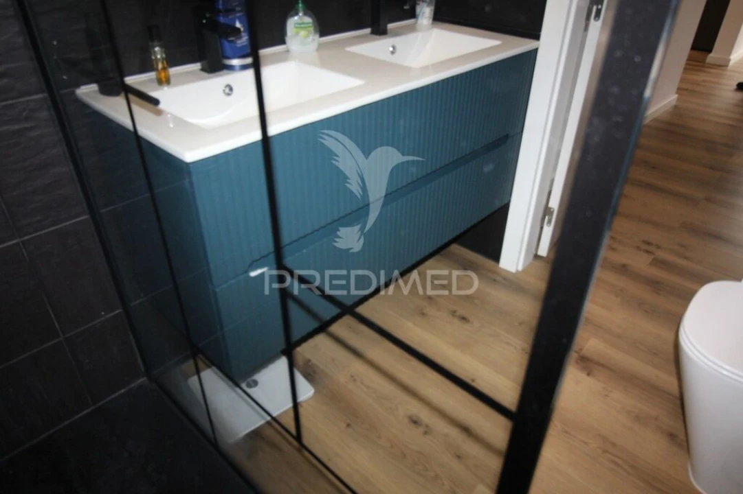 Moradia T3 para Venda em Bencatel Foto 16