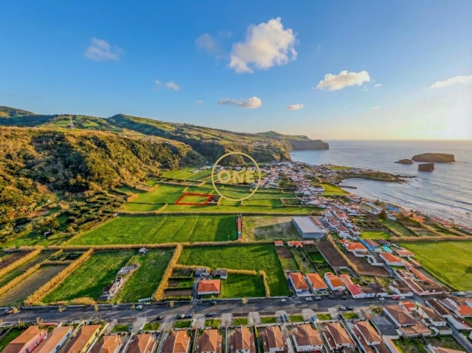 Terreno para Venda em Mosteiros Foto 2