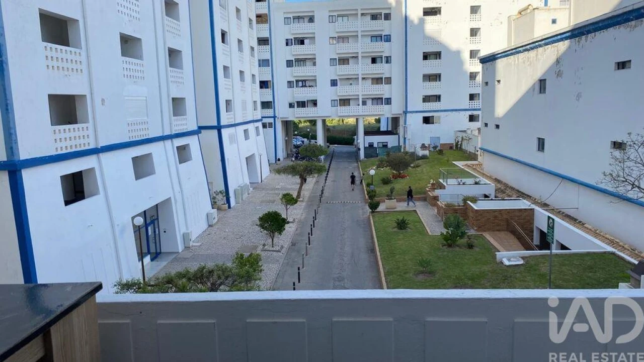 Apartamento para Venda em Portimão Foto 8