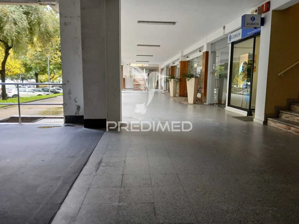 Loja para Venda em São Vitor (Braga) Foto 1