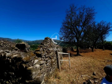 Quinta T2 para Venda em Alvora e Loureda