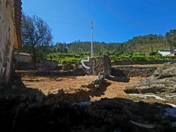 Quinta T2 para Venda em Alvora e Loureda
