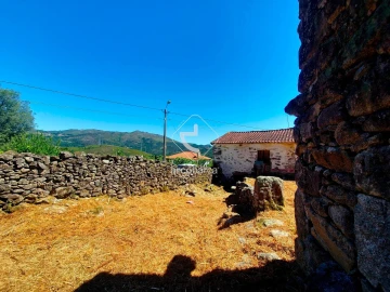 Quinta T2 para Venda em Alvora e Loureda