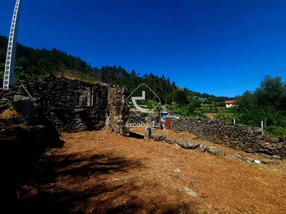 Quinta T2 para Venda em Alvora e Loureda Foto 37