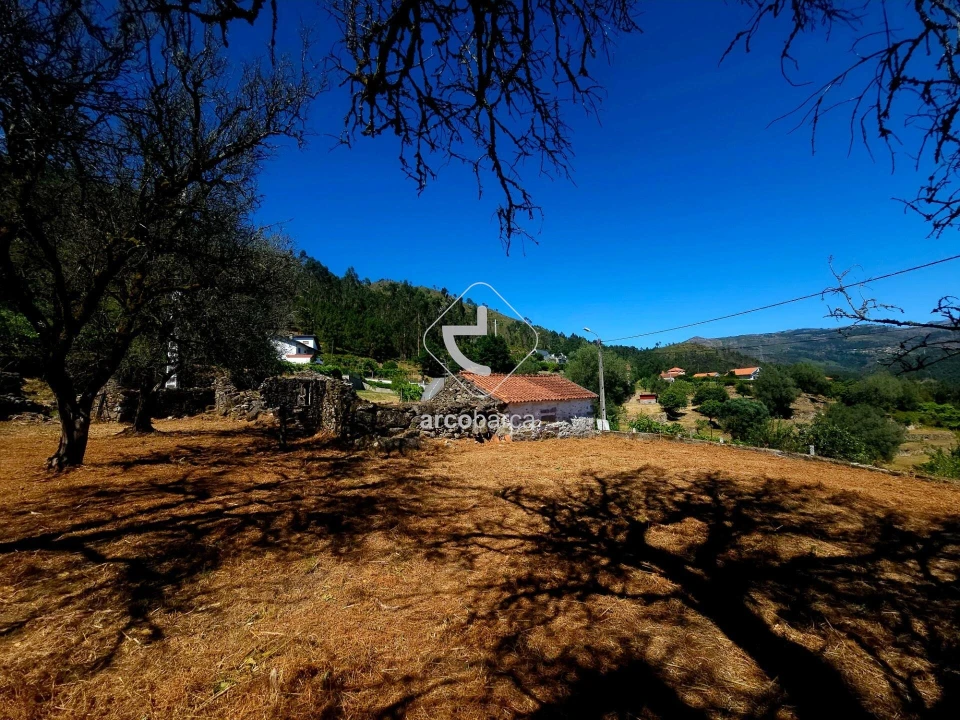 Quinta T2 para Venda em Alvora e Loureda Foto 25