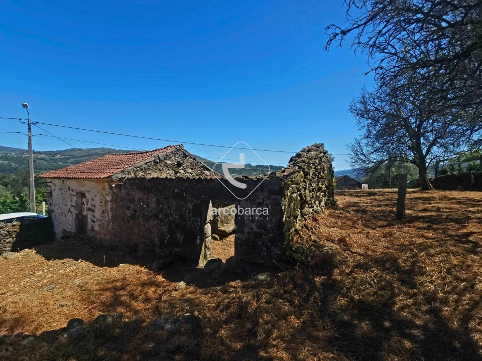 Quinta T2 para Venda em Alvora e Loureda Foto 3