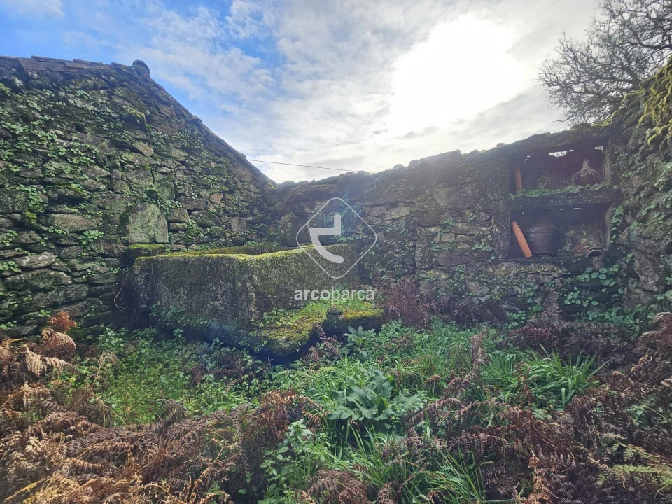 Quinta T2 para Venda em Alvora e Loureda Foto 23