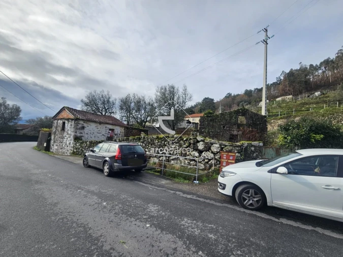 Quinta T2 para Venda em Alvora e Loureda Foto 8