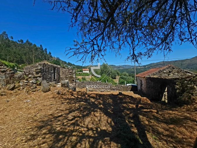 Quinta T2 para Venda em Alvora e Loureda Foto 19