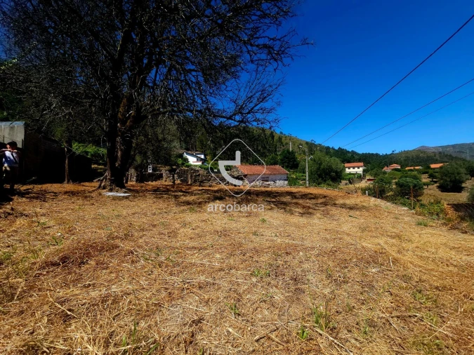 Quinta T2 para Venda em Alvora e Loureda Foto 47