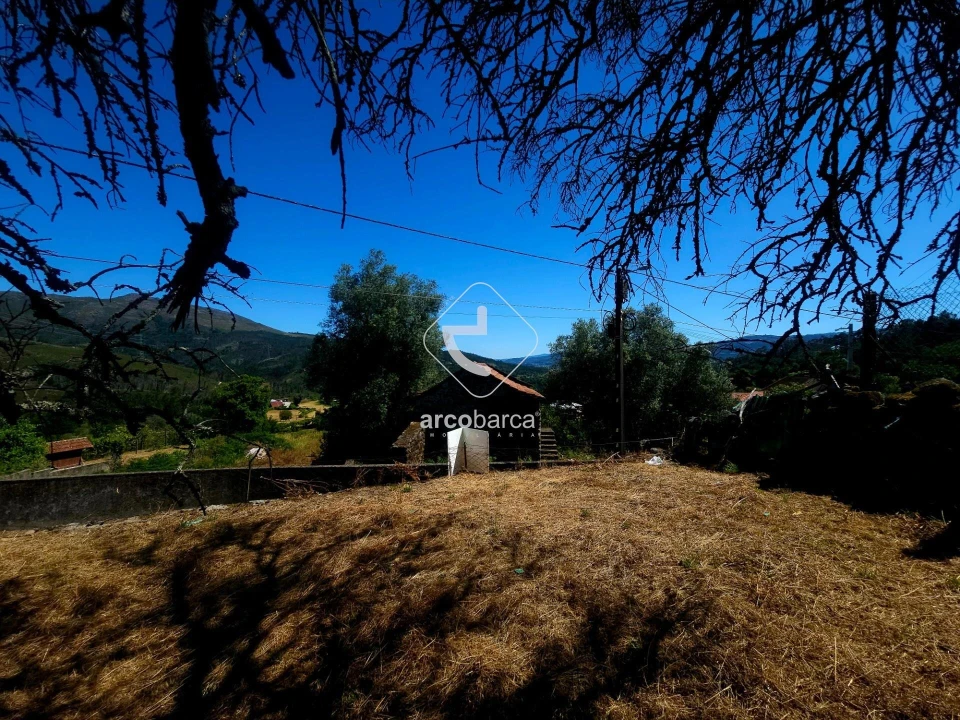 Quinta T2 para Venda em Alvora e Loureda Foto 22