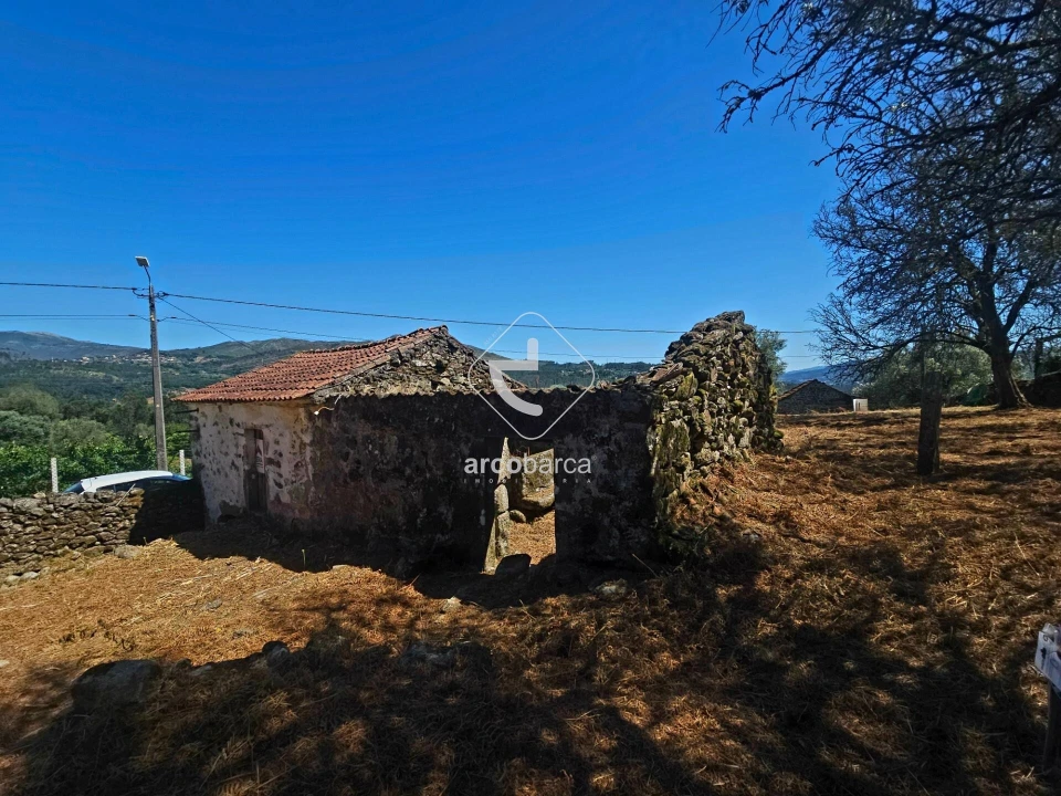 Quinta T2 para Venda em Alvora e Loureda Foto 41