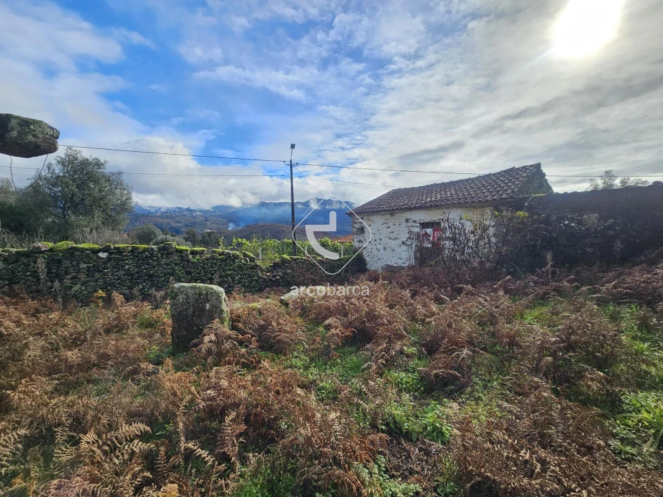 Quinta T2 para Venda em Alvora e Loureda Foto 26